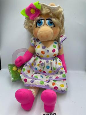 14â€ Miss Piggy