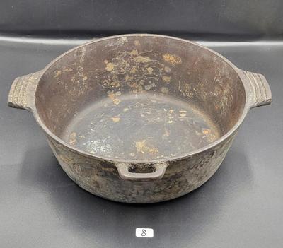 Cast Iron Dutch Oven