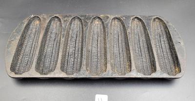 Cast Iron Cornstick Cornbread  Pan