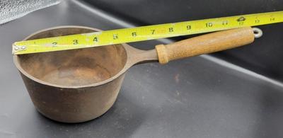 Cast Iron Sauce Pan