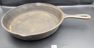 Help with ID - 3 notch Lodge? : r/castiron