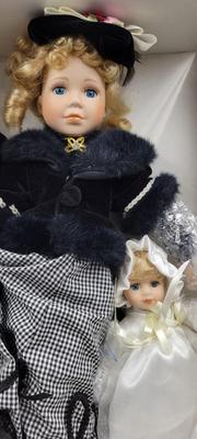 Brinn's Porcelain Doll Pack