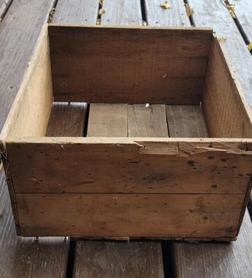 Vintage Derby Box