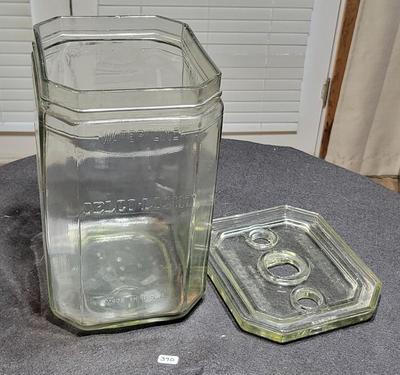 Antique Delco Lite With Lid