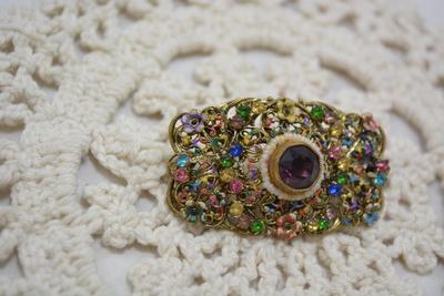 Beautiful Czechoslovakian Art Deco Costume Brooch 2â€