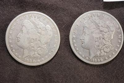 HISTORIC MORGAN DOLLAR SILVER DOLLAR COLLECTION INCLUDING 1890 CC  - FIVE COINS IN PRESENTATION BOX