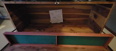 Very Nice Lane Cedar Chest