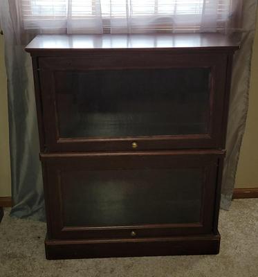 Lawyers Cabinet Style Case
