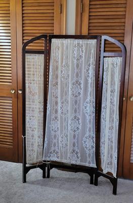 Antique 3 Panel Partition