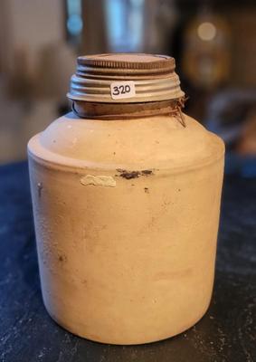 Stoneware with Lid