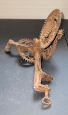 Antique Apple Peeler