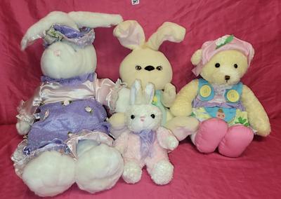 Easter Bunnies Toy Lot