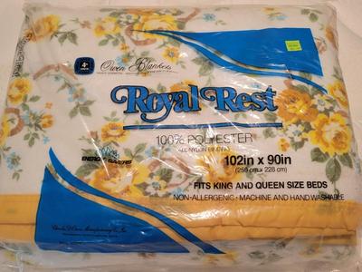 King/Queen Size Polyester Blanket