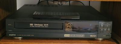 Sanyo VHS Player