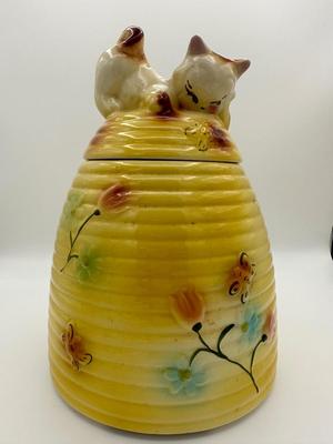 American Bisque Kitten on Beehive Cookie Jar