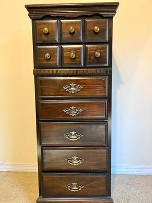 Traditional  Lingerie Chest Dresser