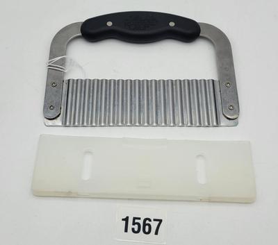 Pampered Chef Garnisher