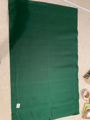 2 pieces of green felt