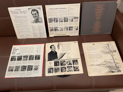 Jim Reeves asst LP