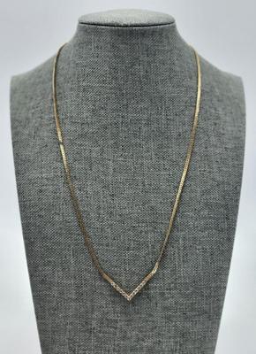 Avon NECKLACE
