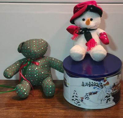 Holiday Bear Decor