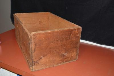 Very Vintage Salmon Crate-Petersburg Alaska 20.5x13.5x9.5