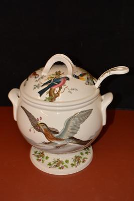 Vintage Portmeirion â€œBirds of Britainâ€ Tureen w/ Lid & Ladle 12.5x11