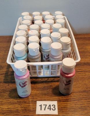 Arts & Crafts Paints Bundle #4