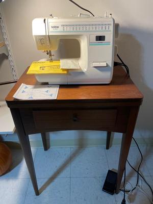 Brother sewing machine, clip light,spool rack, sewing machine table