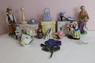 Tchotchke's and Trinket's