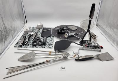 Black & Silver Kitchen Lot