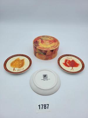 Fall Leaf Themed Decor