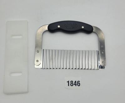Pampered Chef Chopper