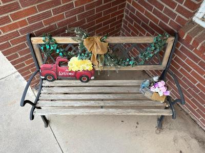 WROUGHT IRON 7 WOOD BENCH WITH OUTDOOR DECOR