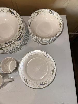 THOMAS POTTERY DINNERWARE AND CANISTERS