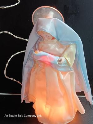 VINTAGE HOUSE OF LLOYD LIGHTED VIRGIN MARY & BABY JESUS TREE TOPPER RARE collectible!