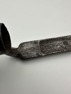 Early Socket Style Bayonet