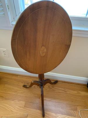 CLEAN Inlaid Oval Tilt Top Table