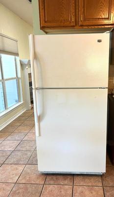 MAYTAG Refrigerator