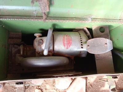 Vintage Van Dorn no 75 Quick saw in metal tool case