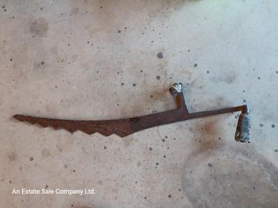 Vintage Antique Primitive Hay Cutting or Ice Knife Hand Saw Rustic Barn / Farm Tool