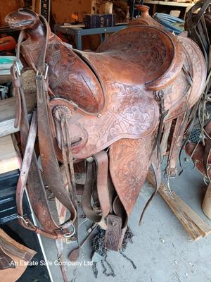Buck Steiner Western Saddle with breast collar