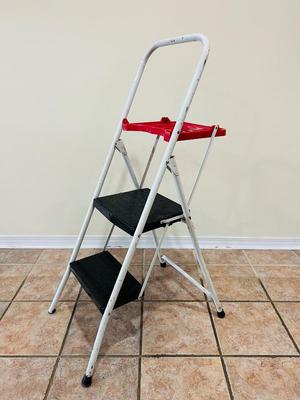 STAPLETON Step Stool With Tray