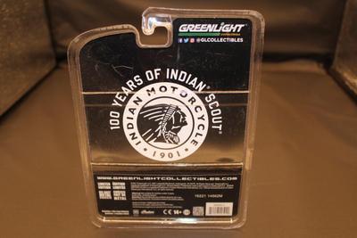 GreenLight Collectibles - 1991 GMC SONOMA with 1920 Indian Scout