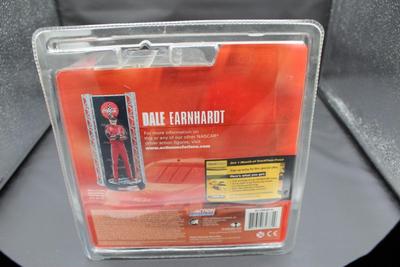 NASCAR - Dale Earnhardt Sr. - Series 2 Figurine