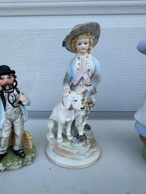COLLECTIBLE PORCELAIN FIGURINES