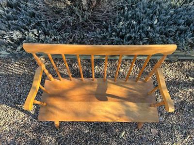 WOODEN ENTRY BENCH
