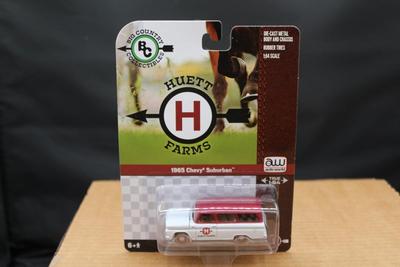 Auto World - 1965 Chevy Suburban - Huett Farms