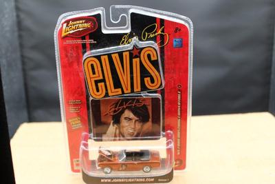 Johnny Lightning - Elvis 1965 Ford Mustang Convertible - Diecast Car