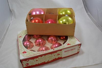 Lot of Vintage â€œShiny Briteâ€ Christmas Ornaments